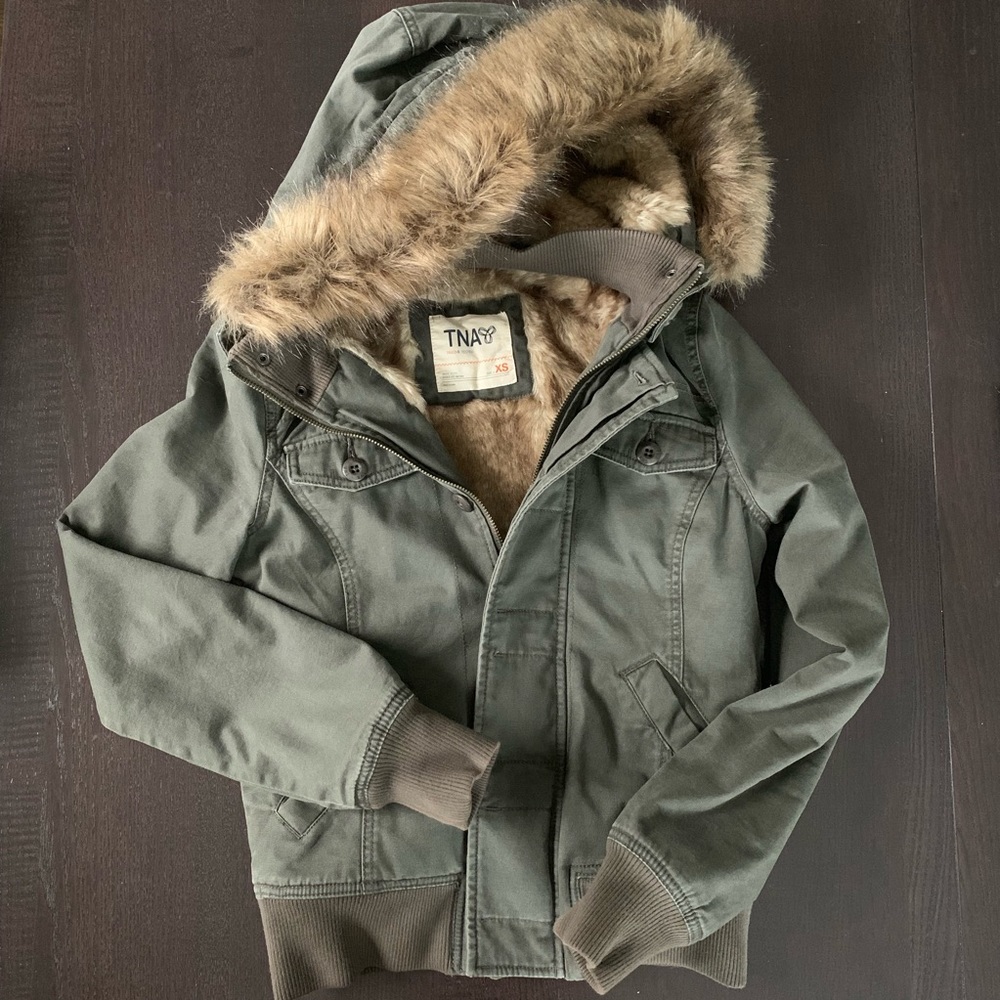 Aritzia TNA Maverick Bomber Jacket
Size XS